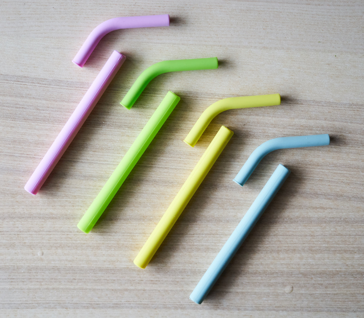 2x Children's Silicone Straws with 2x Cleaning Brushes